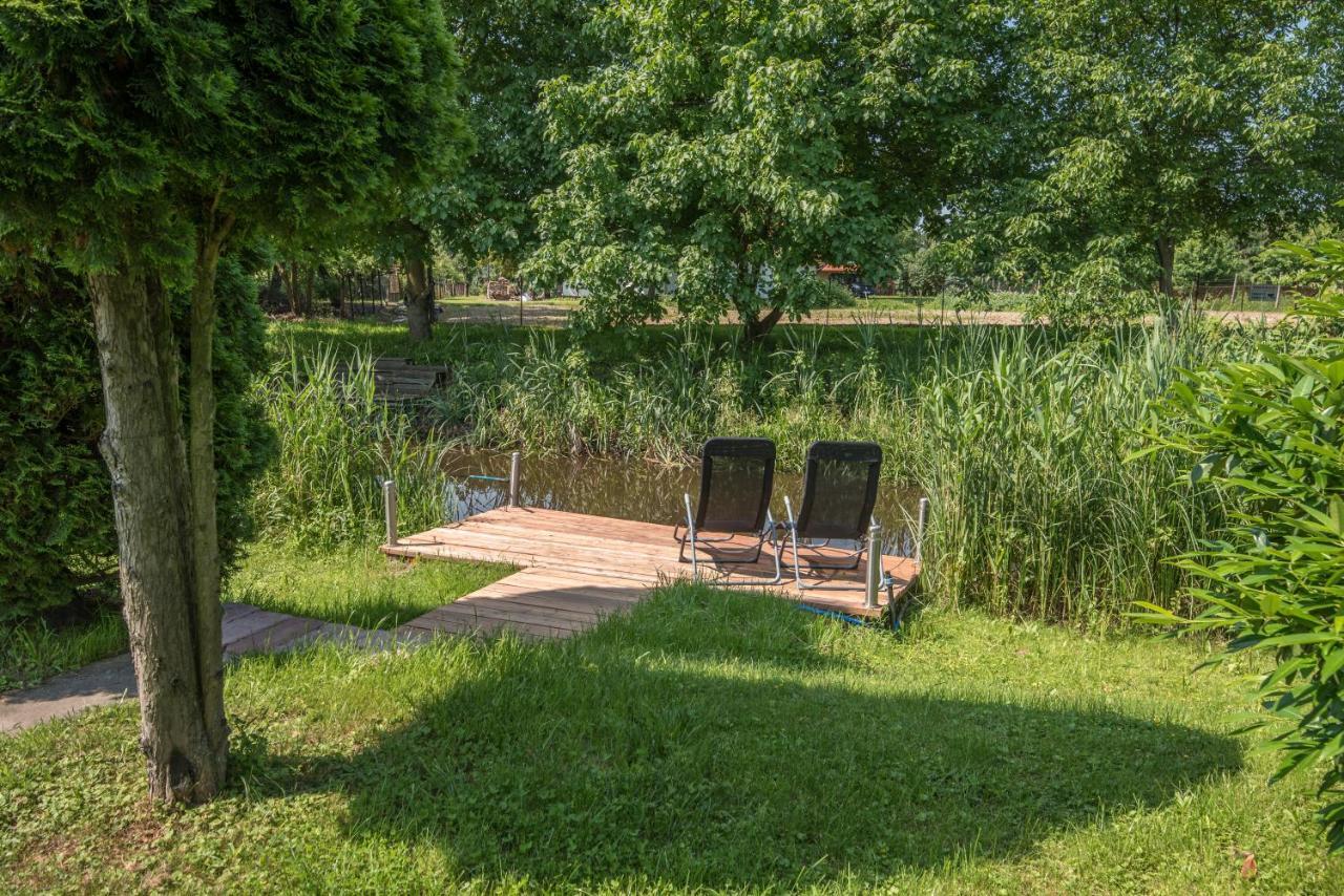 Posteleki Vendeghaz-Nyugalom Szigetei Villa Gyula Eksteriør bilde